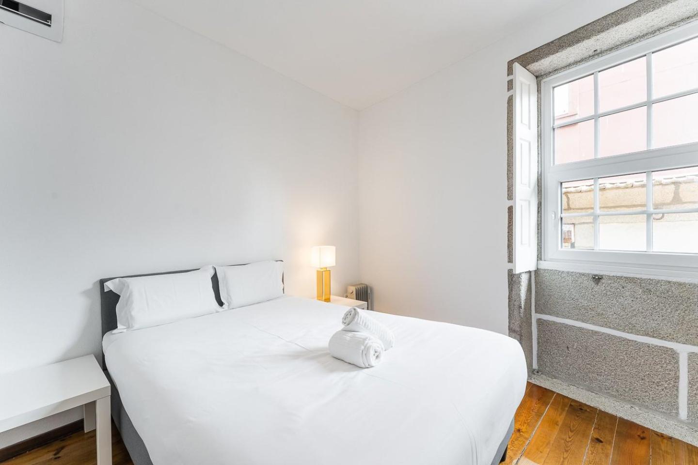 Guestready - Modern Duplex, Neo-Classical Building Porto Exterior photo
